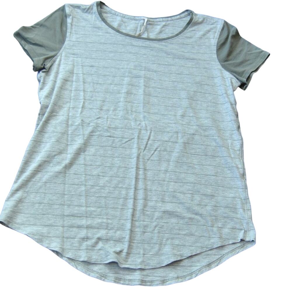 Lululemon Striped Gray Short Sleeve Shirt 6
